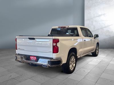 2025 Chevrolet Silverado 1500 - Photo 2