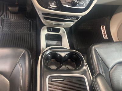 2024 Chrysler Pacifica - Photo 11