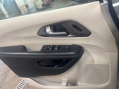 2024 Chrysler Pacifica - Photo 15
