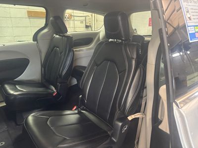 2024 Chrysler Pacifica - Photo 7