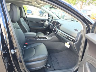 2026 Kia Sportage — photo 11 view