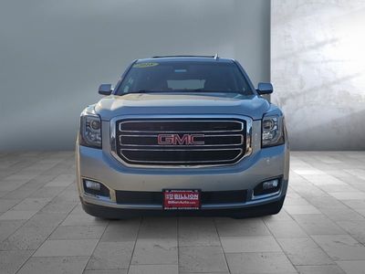 2018 GMC Yukon — front three-quarter view