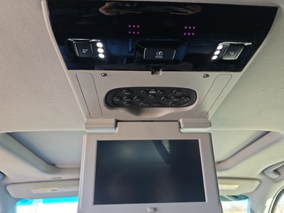 2018 GMC Yukon — photo 12 view