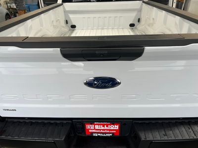 2026 Ford Super Duty F-350 SRW — photo 10 view