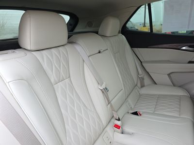 2023 Buick Envision — photo 9 view