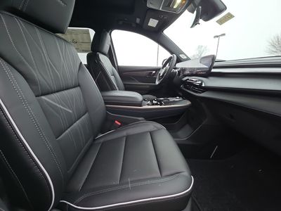 2026 Buick Enclave — photo 8 view
