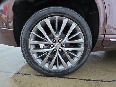 2026 Buick Enclave — photo 10 view