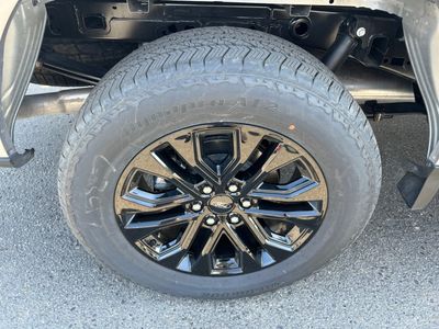 2025 Ford F-150 — photo 13 view