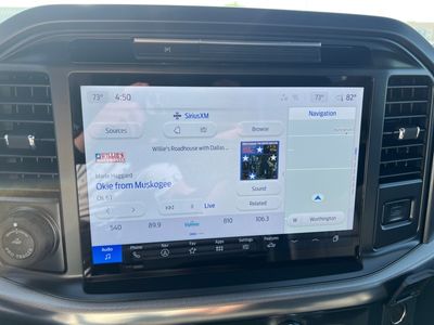 2025 Ford F-150 — photo 8 view
