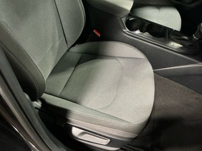 2025 Kia K4 — photo 10 view