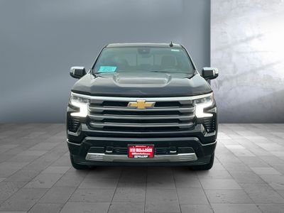 2025 Chevrolet Silverado 1500 — side profile view