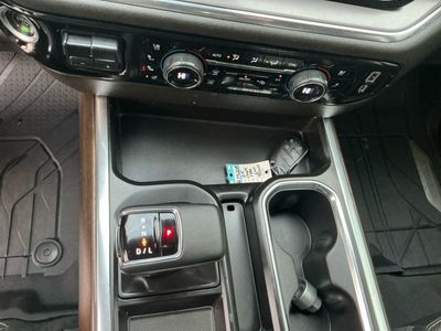 2025 Chevrolet Silverado 1500 — photo 13 view