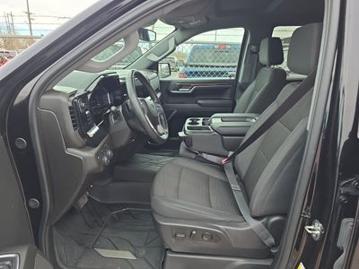 2024 Chevrolet Silverado 1500 — photo 12 view