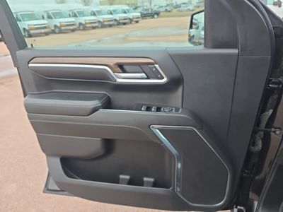 2024 Chevrolet Silverado 1500 — photo 8 view