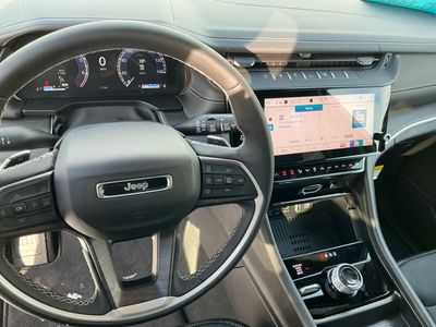 2026 Jeep Grand Cherokee - Photo 8