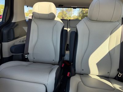 2026 Kia Carnival — photo 15 view