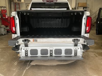 2024 GMC Sierra 1500 — photo 8 view