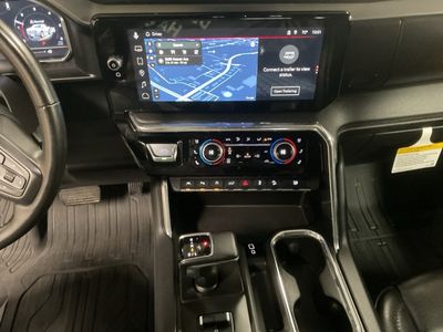 2024 GMC Sierra 1500 — photo 9 view