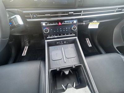 2025 Hyundai Santa Fe - Photo 11