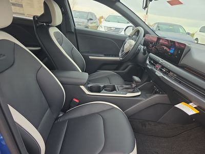 2025 Kia K4 - Photo 14