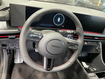 2025 Hyundai Sonata — photo 9 view
