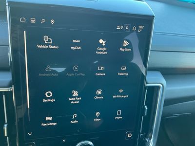 2026 GMC Yukon XL — photo 7 view