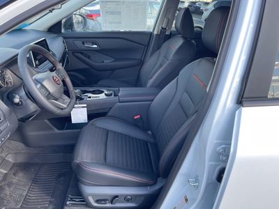 2026 Nissan Rogue - Photo 8
