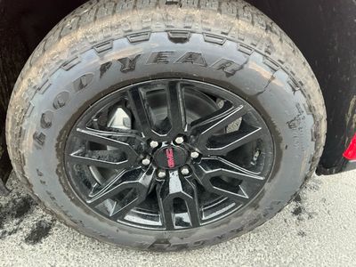 2026 GMC Sierra 1500 — photo 11 view