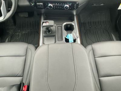 2026 GMC Sierra 1500 — photo 8 view