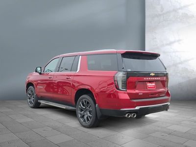 2026 Chevrolet Suburban - Photo 4