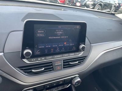 2023 Nissan Altima — photo 11 view