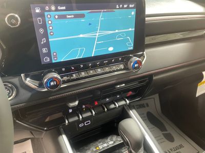 2026 Chevrolet Colorado - Photo 5