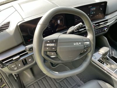2026 Kia Sportage — photo 12 view