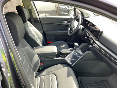 2026 Kia Sportage — photo 10 view
