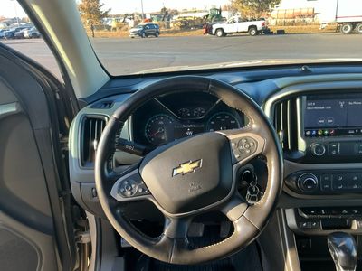 2022 Chevrolet Colorado — photo 15 view