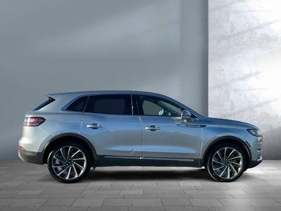 2022 Lincoln Nautilus - Photo 4