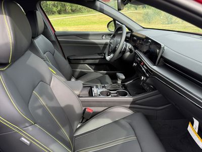 2026 Kia K5 — photo 9 view