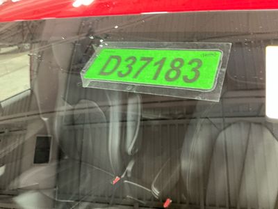 2026 Chrysler Pacifica — photo 11 view