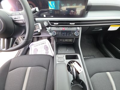 2026 Hyundai Sonata Hybrid — photo 12 view