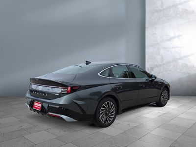 2026 Hyundai Sonata Hybrid — interior view