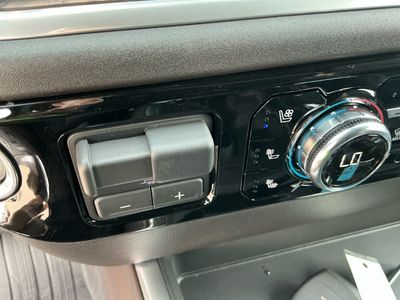 2026 GMC Sierra 1500 — photo 12 view