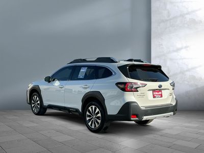 2023 Subaru Outback - Photo 4