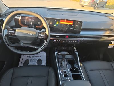 2026 Kia Sorento — photo 11 view