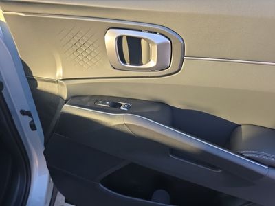 2026 Kia Sorento — photo 9 view