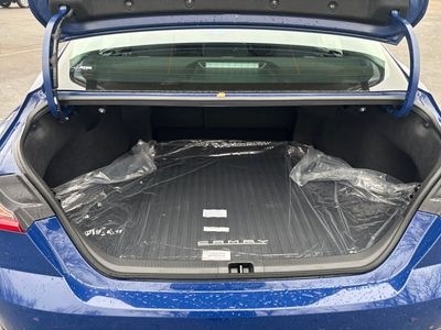 2026 Toyota Camry - Photo 13