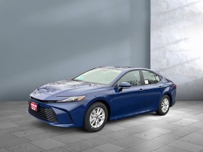 2026 Toyota Camry - Photo 3