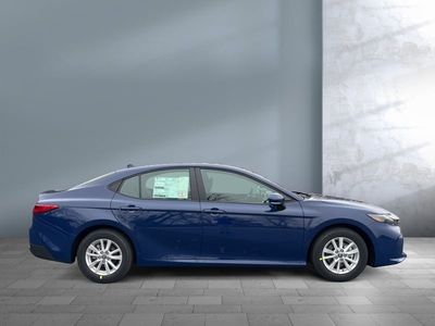 2026 Toyota Camry - Photo 7