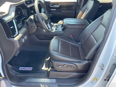 2023 GMC Sierra 1500 — photo 12 view