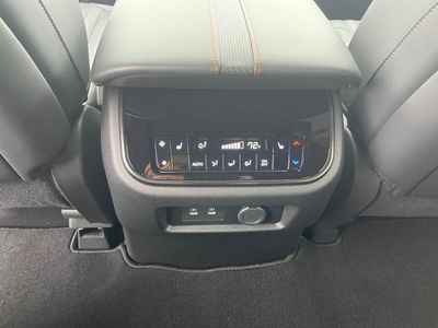 2026 Nissan Armada — photo 14 view