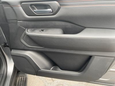 2026 Nissan Armada — photo 10 view